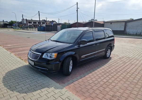 Chrysler Town &amp; Country cena 44000 przebieg: 195000, rok produkcji 2012 z Rawicz małe 37